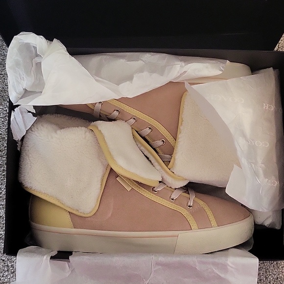 Suede Fold Over - Picture 4 of 5